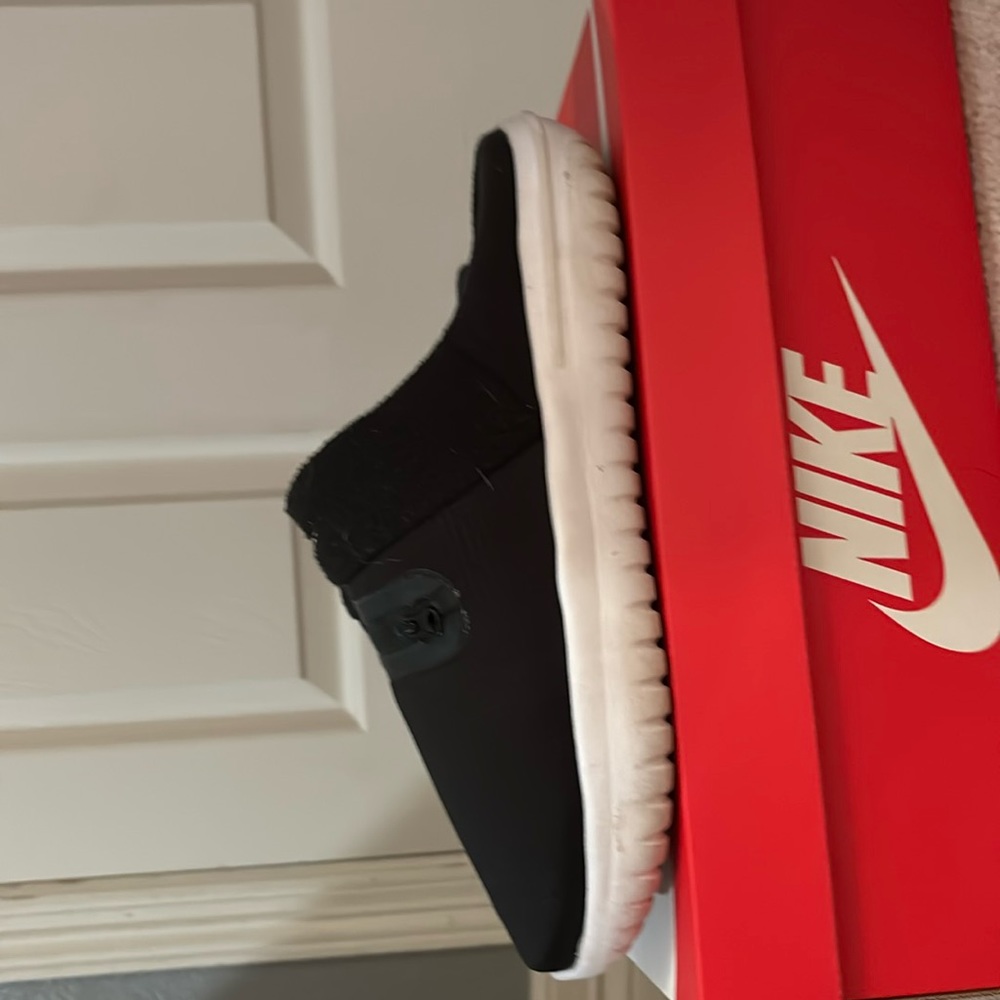 Nike Burrow